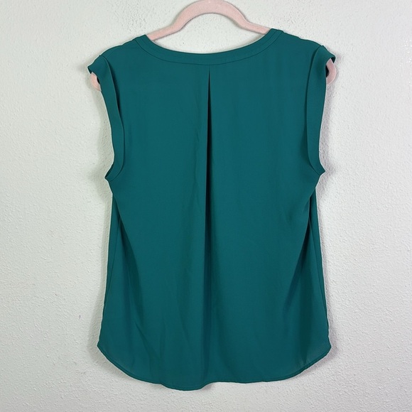 J.Crew Drapey V-Neck Short Sleeve Shirt top Blouse Emerald Green size 4 - Picture 6 of 7